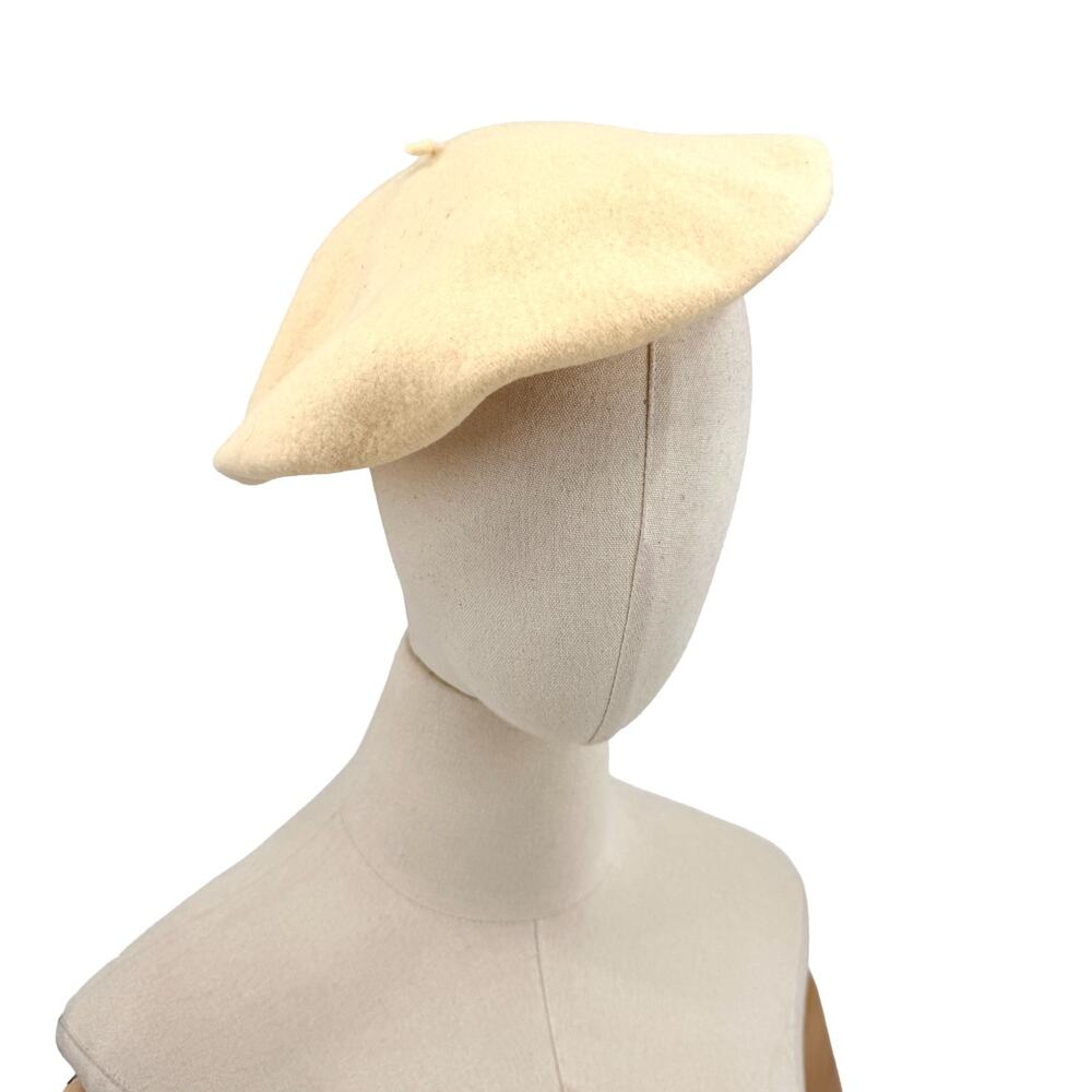 Vintage 80s Cream 100% Wool Beret